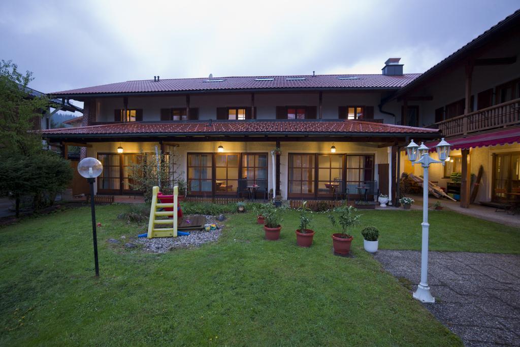 Hotel-Restaurant Zum Hirschhaus Inklusiv Chiemgaukarte Ruhpolding Exteriör bild