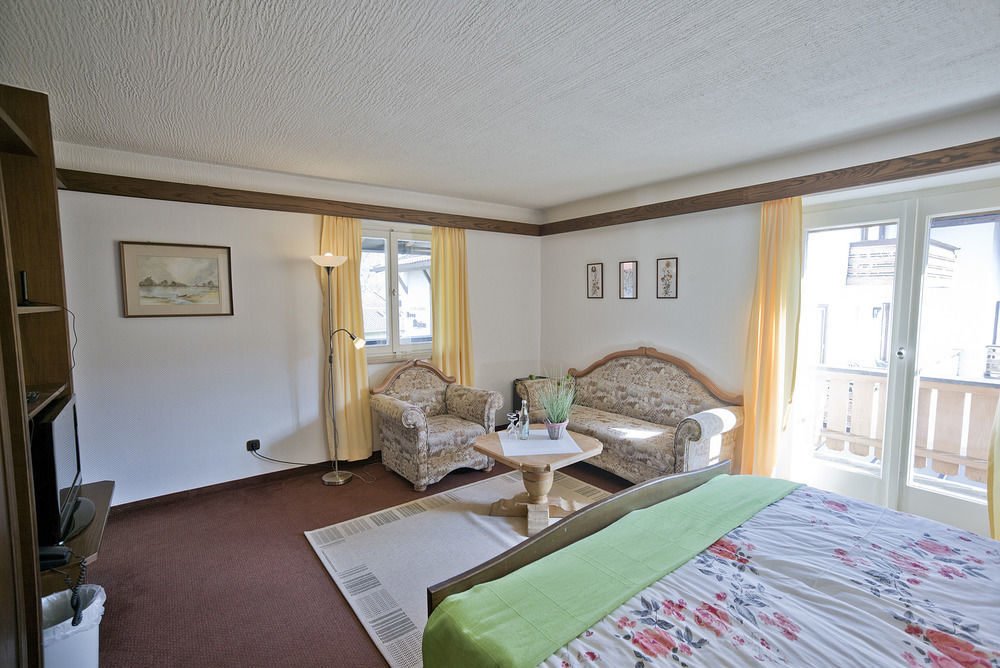 Hotel-Restaurant Zum Hirschhaus Inklusiv Chiemgaukarte Ruhpolding Exteriör bild